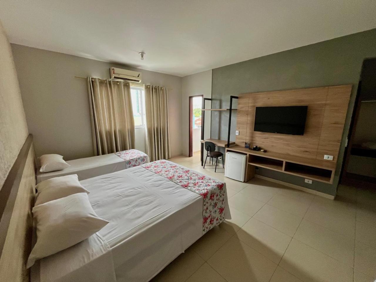 פוז דו איגואסו Moura Palace Hotel מראה חיצוני תמונה