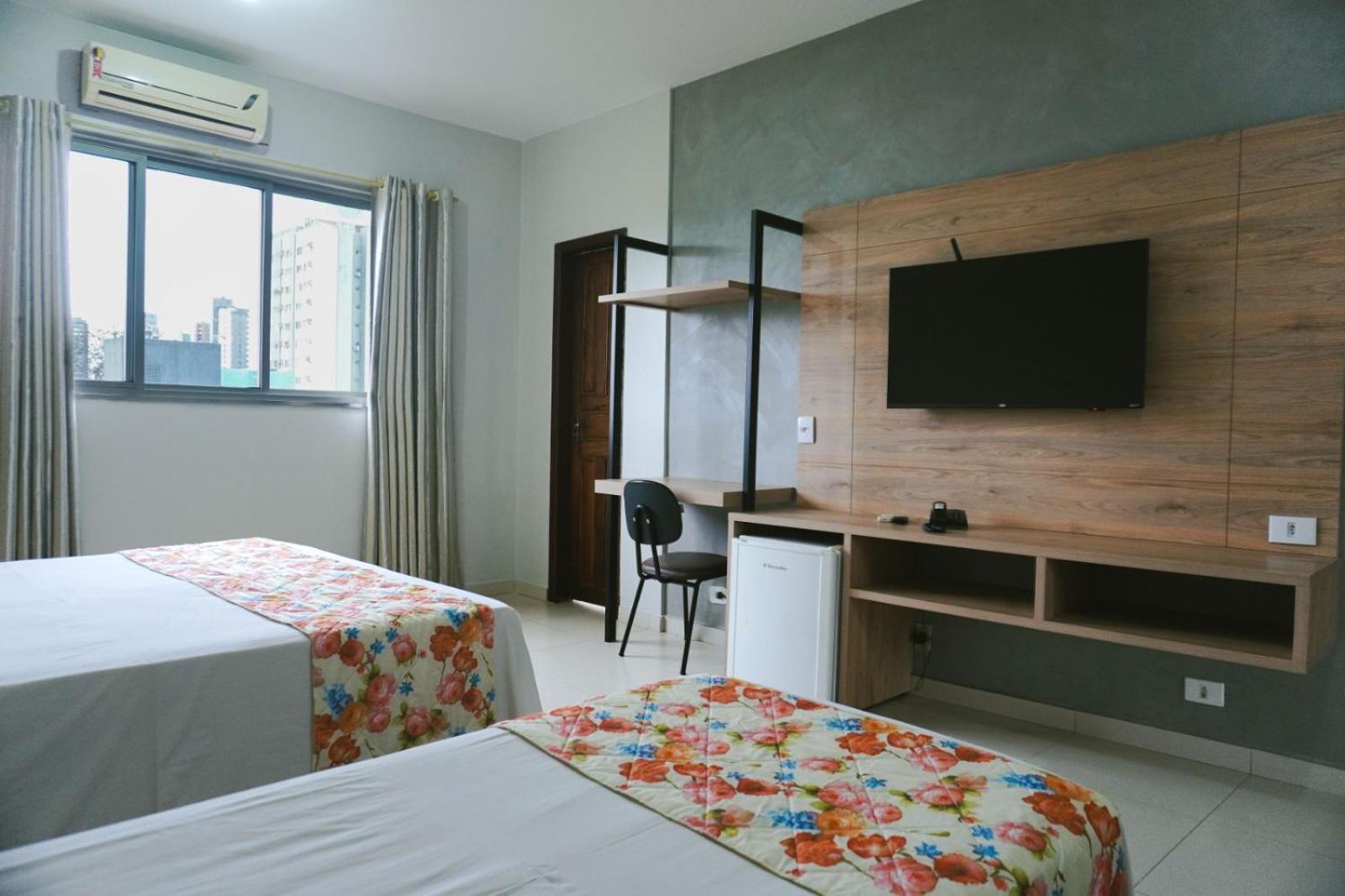 פוז דו איגואסו Moura Palace Hotel מראה חיצוני תמונה