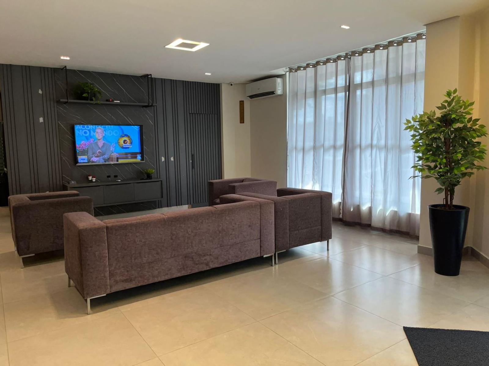 פוז דו איגואסו Moura Palace Hotel מראה חיצוני תמונה